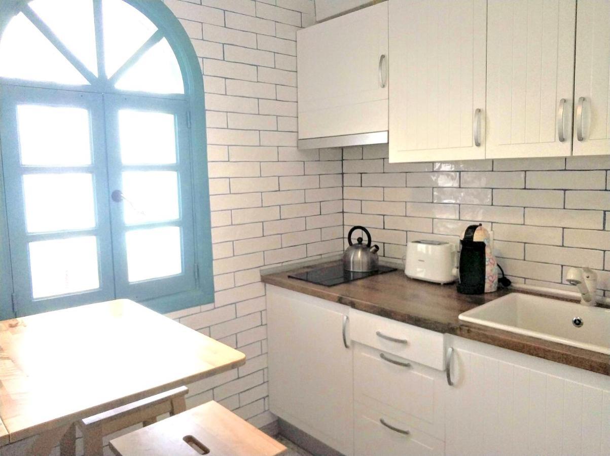 Port Royal Apartments, Heated Pool, Speed Wifi, Terrace อาโรนา ภายนอก รูปภาพ