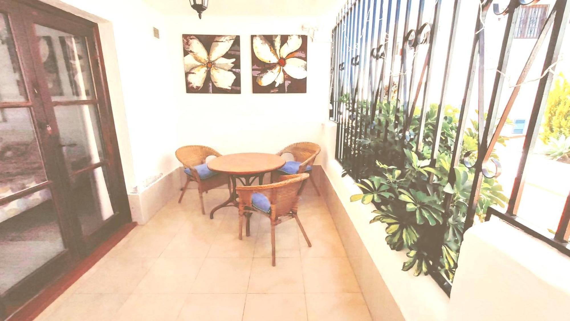 Port Royal Apartments, Heated Pool, Speed Wifi, Terrace อาโรนา ห้อง รูปภาพ